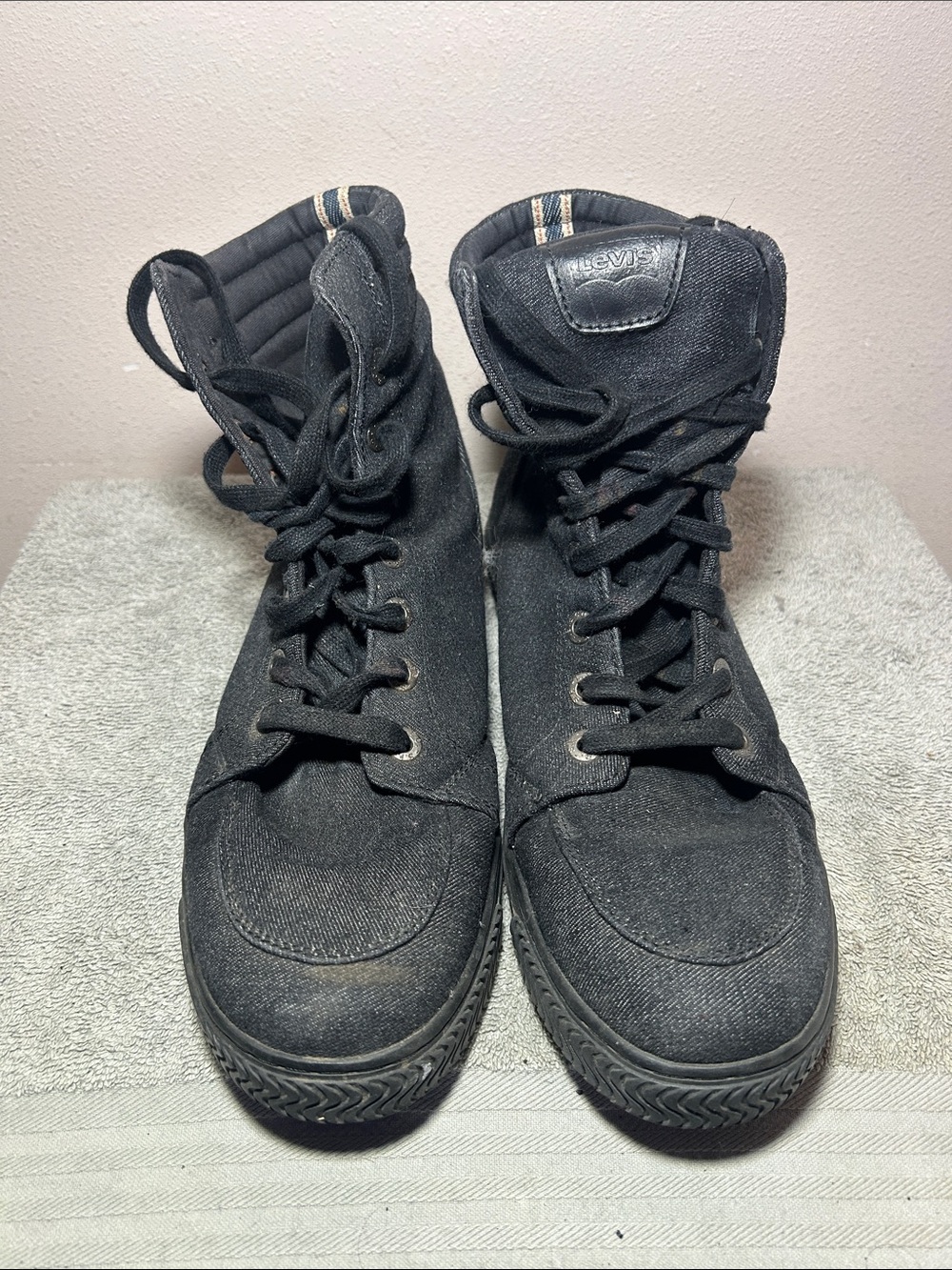 Levi's Men's Black High-Top Canvas Boots